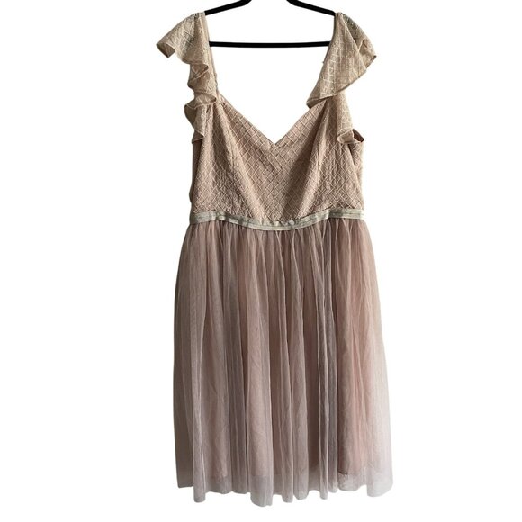 City Chic Women L/20 Beaded Bodice Fit & Flare Tulle Midi Tender Kiss Dress NWT - Picture 2 of 11